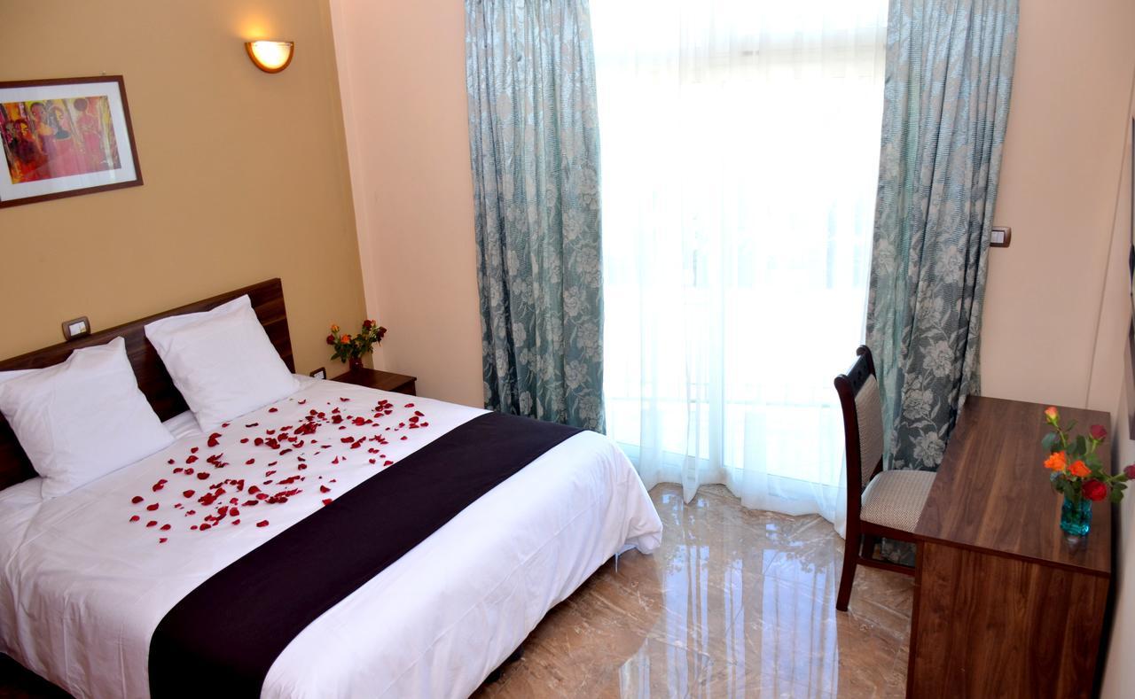 Melodie Hotel Αντίς Αμπέμπα Εξωτερικό φωτογραφία