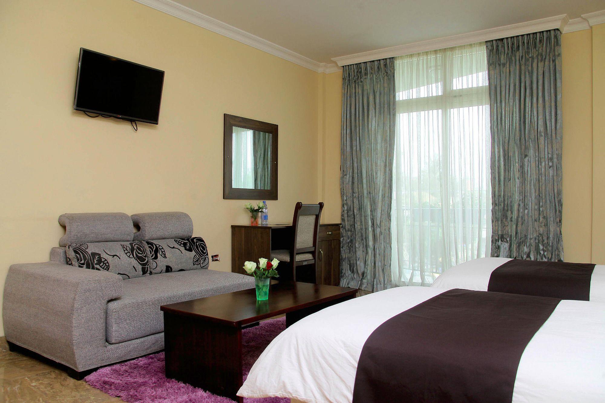 Melodie Hotel Αντίς Αμπέμπα Εξωτερικό φωτογραφία