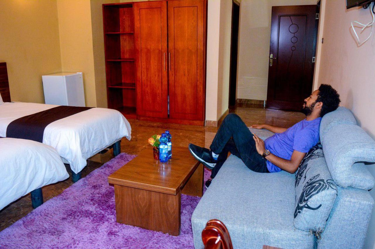 Melodie Hotel Αντίς Αμπέμπα Εξωτερικό φωτογραφία